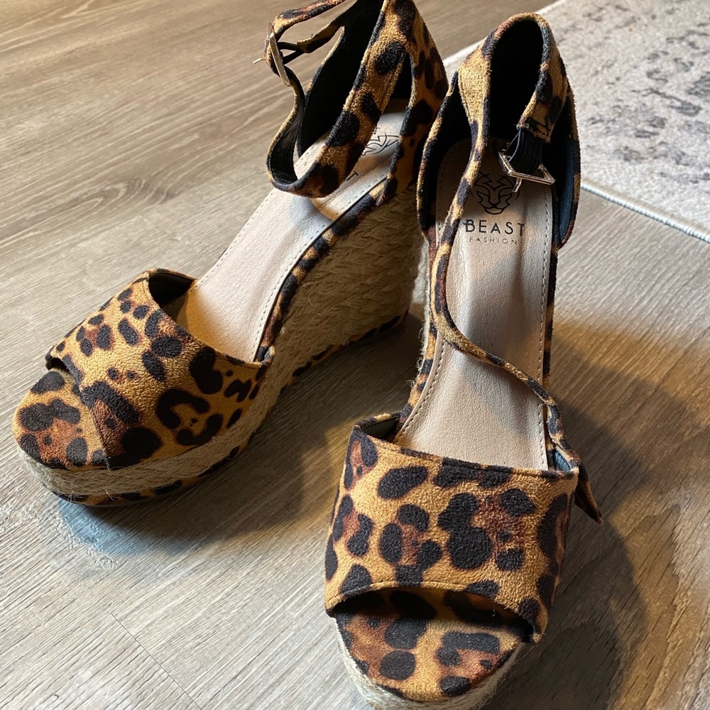 Leopard wedge espadrilles 🔥 Worn once!